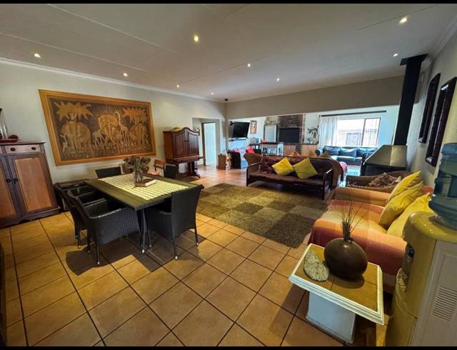 3 BEDROOM HOUSE FOR SALE IN AERORAND